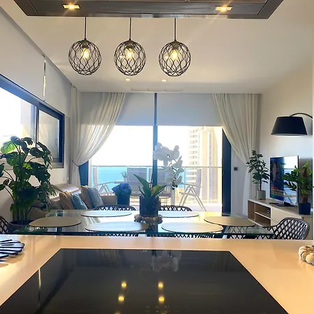 Apartment Lujoso Con Impresionantes Vistas Al Mar